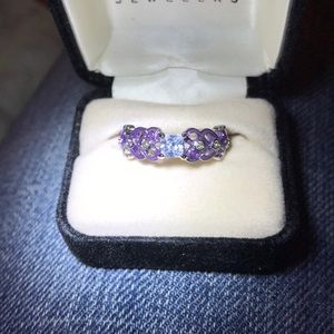 Sparkly silver and “diamond” ring. Size 7.